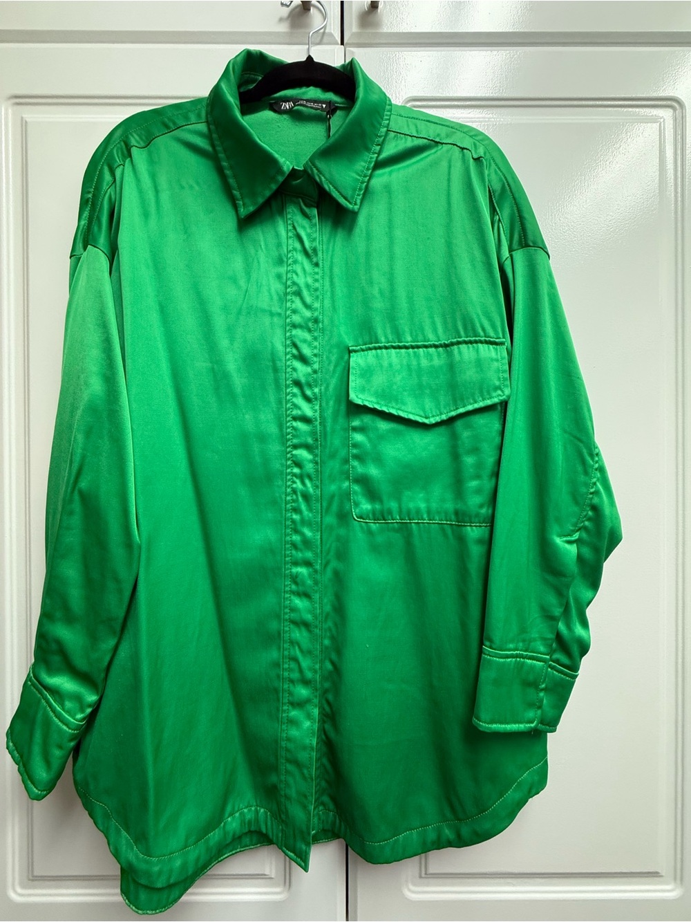 Zara Co-Ord Set Vibrant Emerald Green Satin Shirt and Shorts